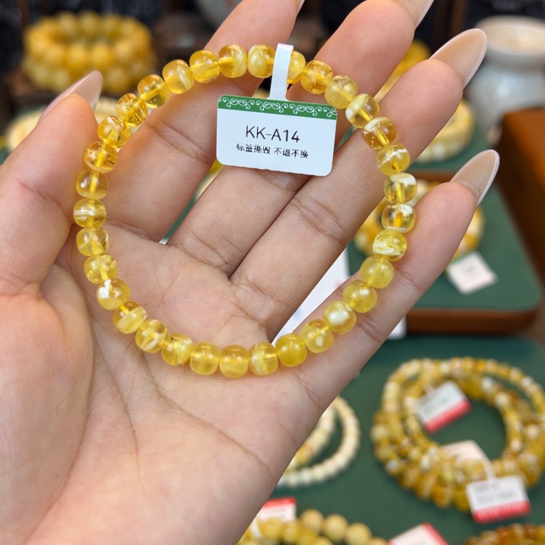 琥珀裸石未镶嵌Scghjkkk