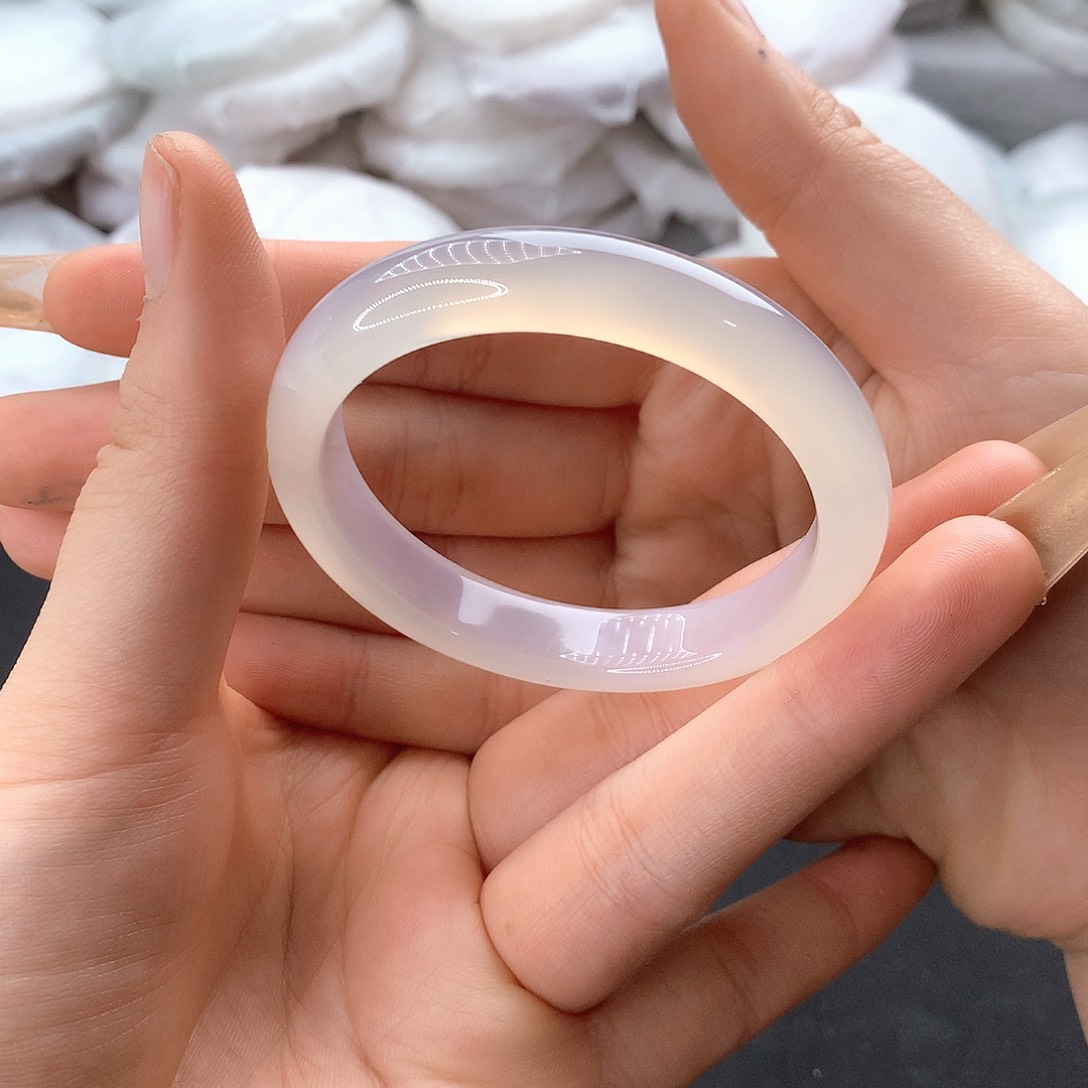 玛瑙/玉髓手镯未镶嵌53