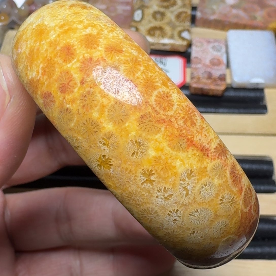 硅化玉纯天然色有机玉石未镶嵌56圈口