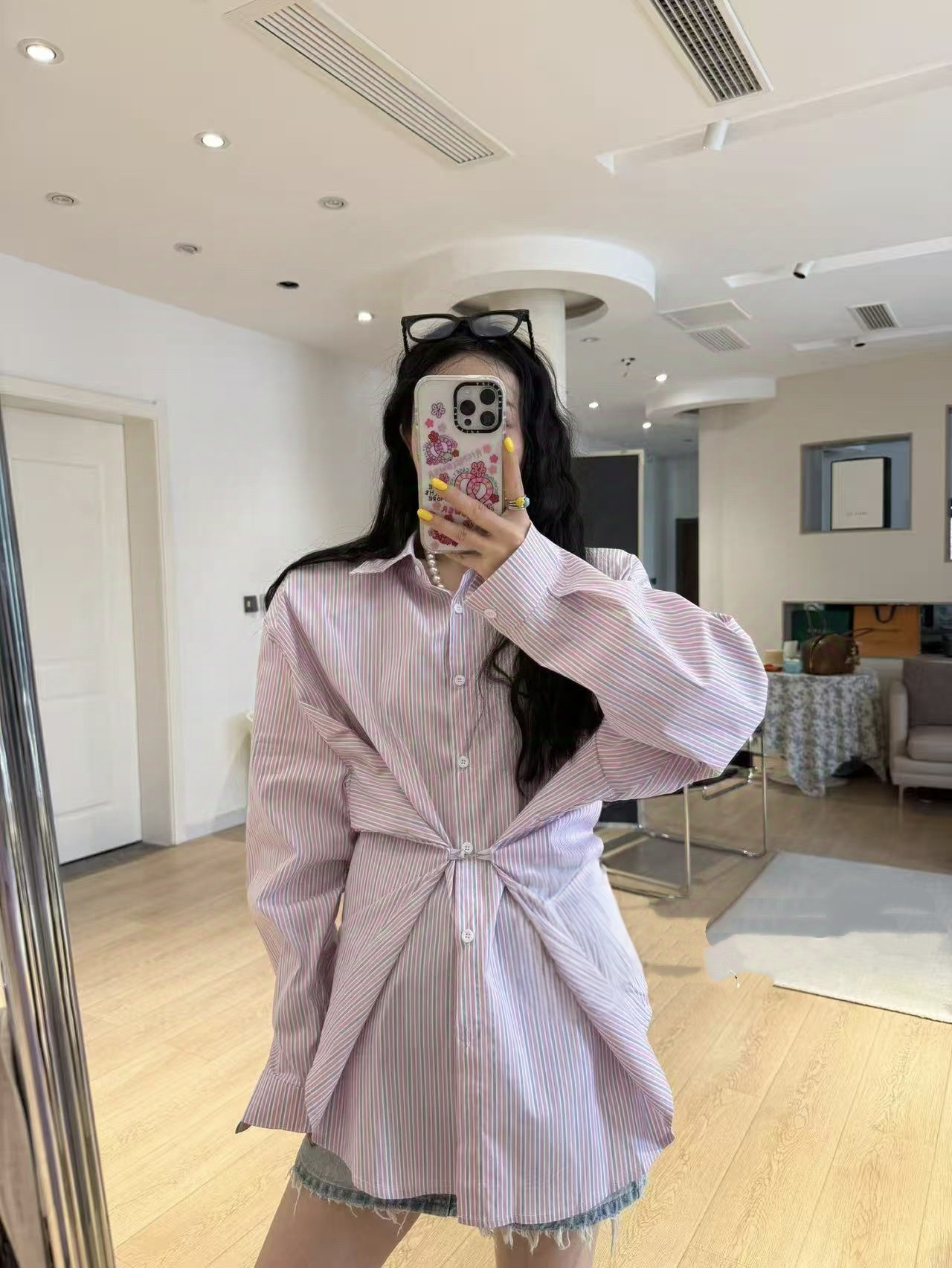 东room2025夏季新款小众设计感休闲百搭收腰长袖衬衫中长款衬衣女