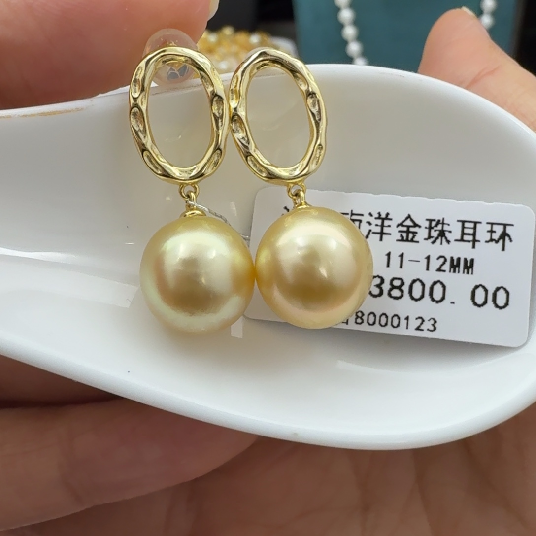 海水珍珠未镶嵌耳饰