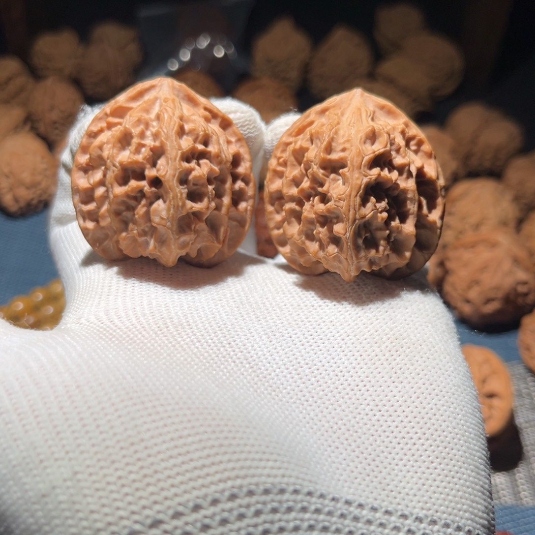 c***生核桃40全品三角苹果园