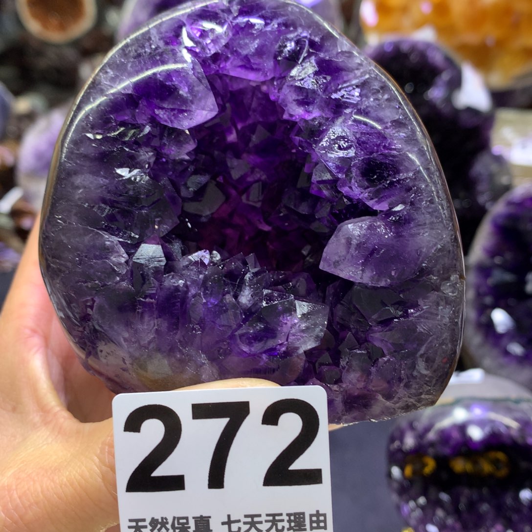 未镶嵌摆件水晶全抛晶洞m