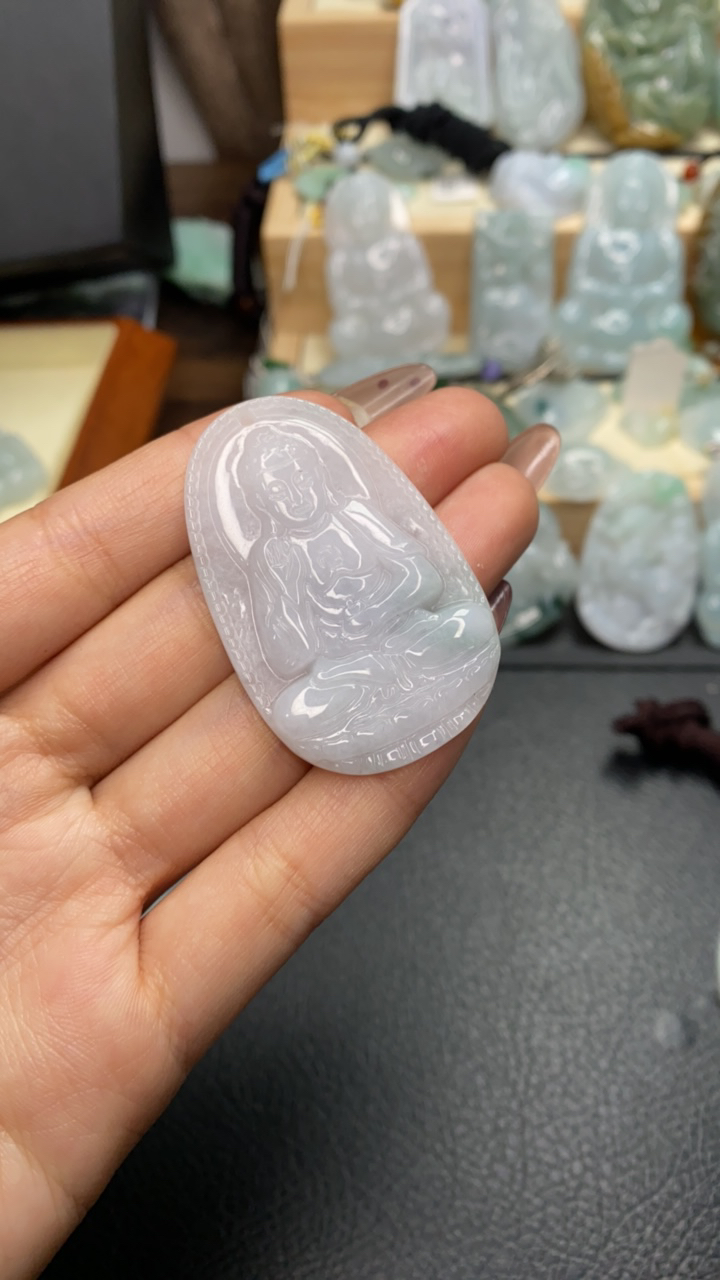 天然翡翠阿弥陀佛吊坠