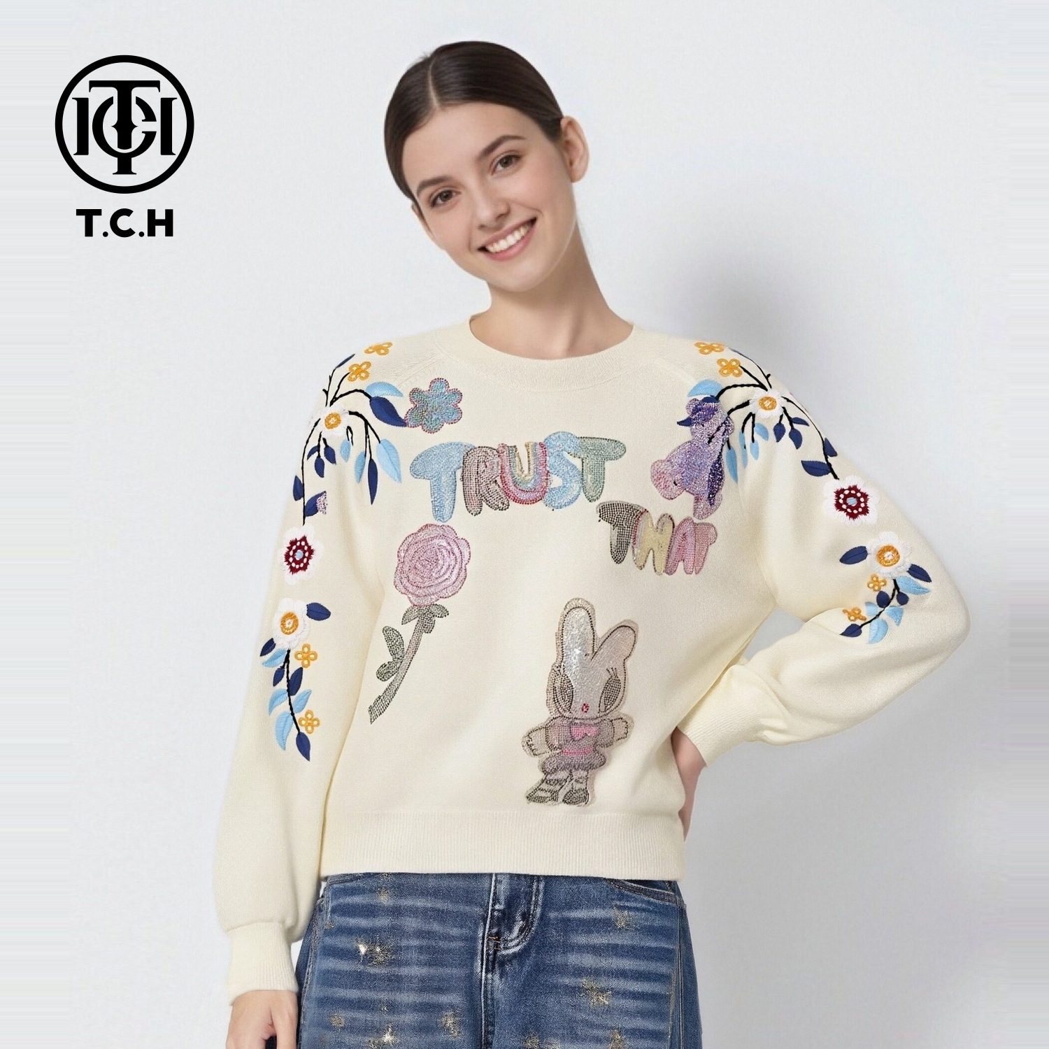 TCH【时尚百搭】冬款时尚烫钻米色休闲风女装针织衫T75D09E1316