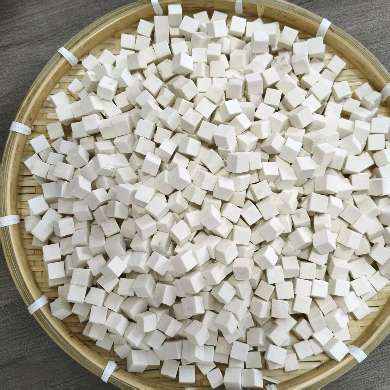 （茯苓）云南楚雄精选道地本草白茯苓块生切茯苓丁可煮水茯苓山楂茶