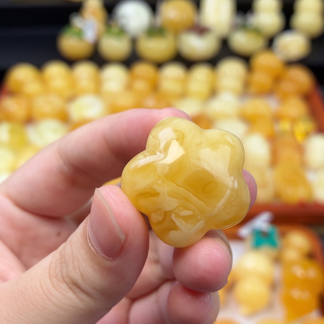 ****6蜜蜡未镶嵌毛衣链蜜蜡