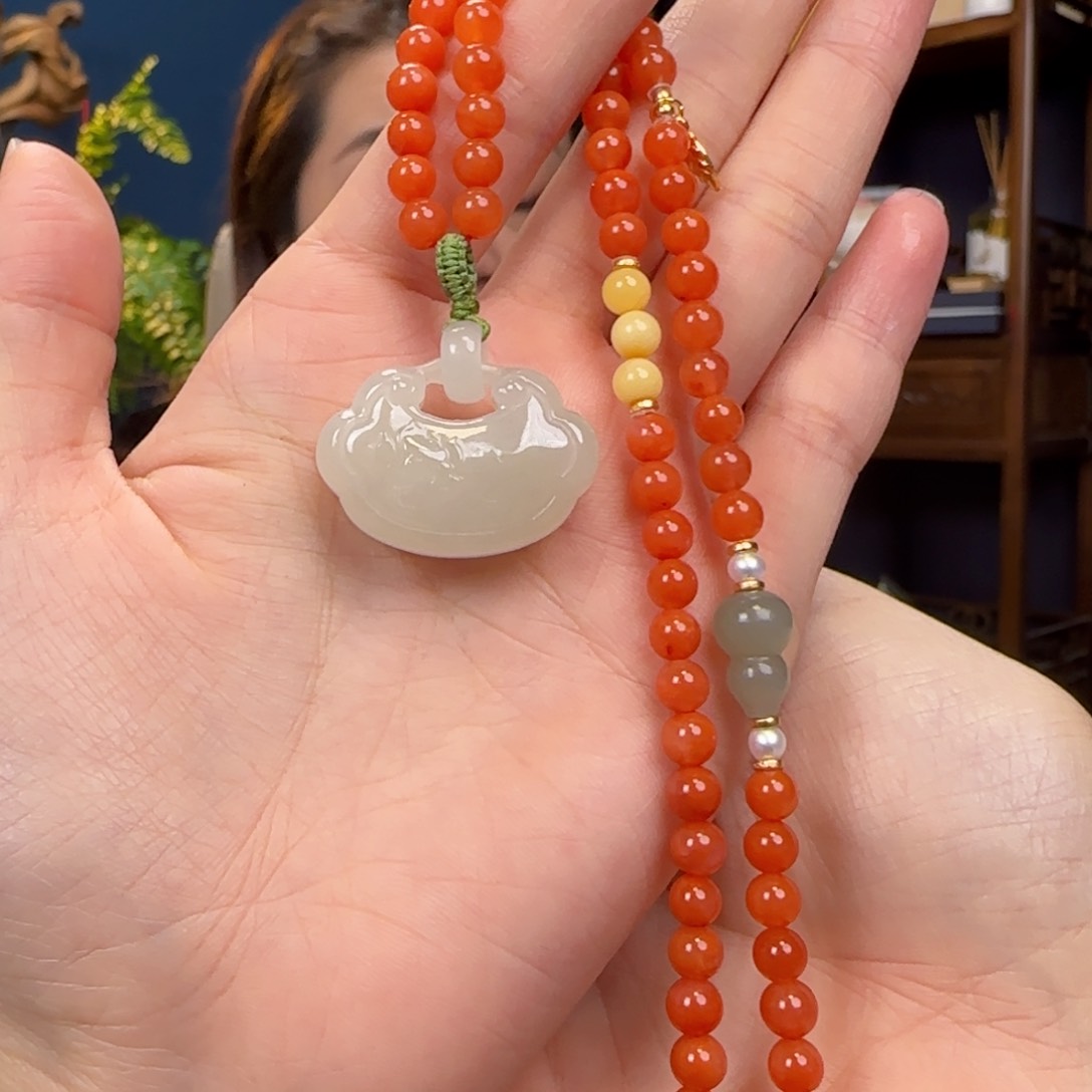 南红玛瑙颈饰未镶嵌大*天