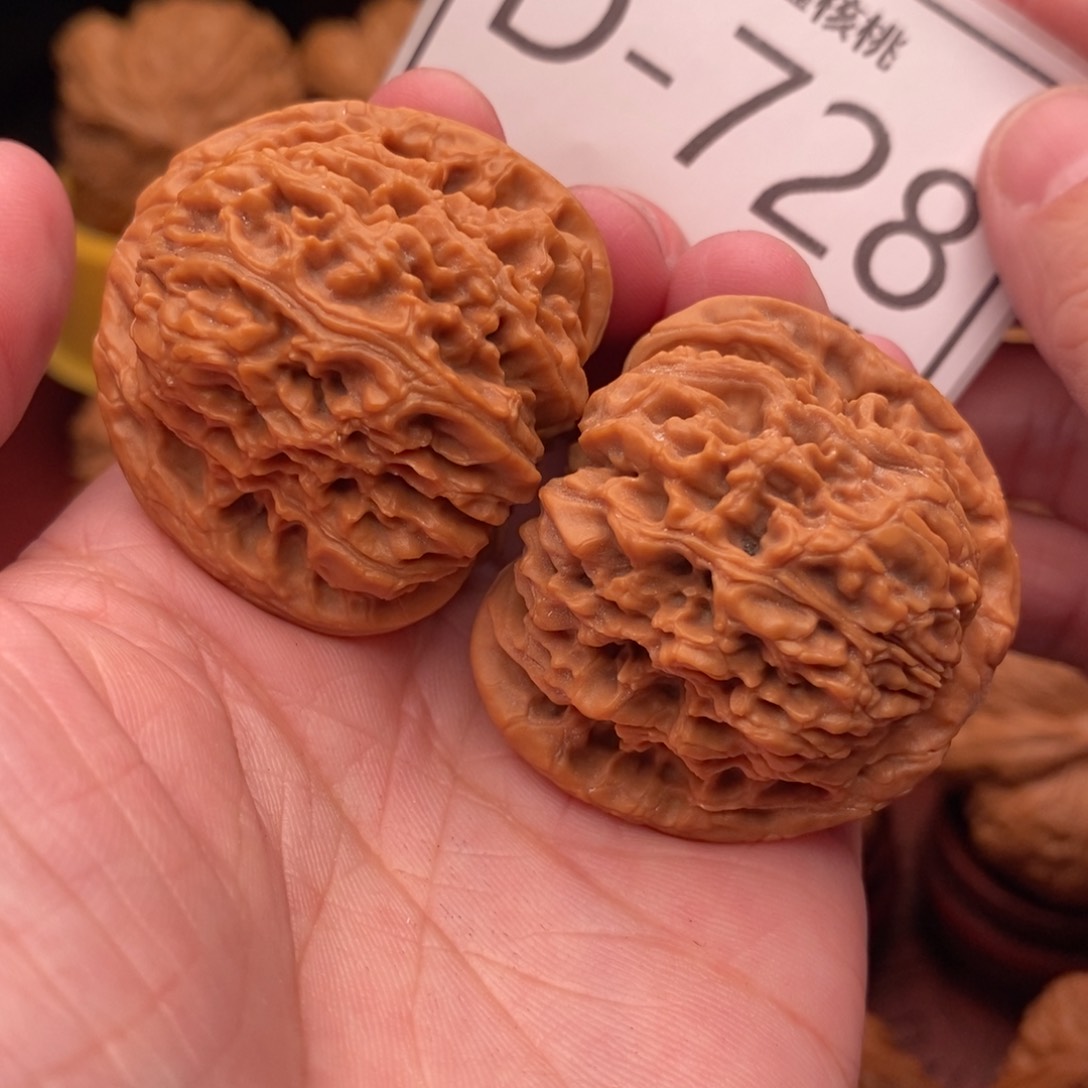 文玩核桃把件南疆39