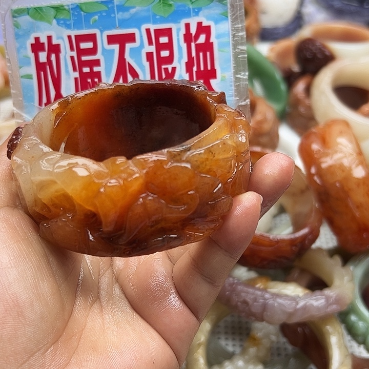 未镶嵌手镯石英岩玉苏**亮
