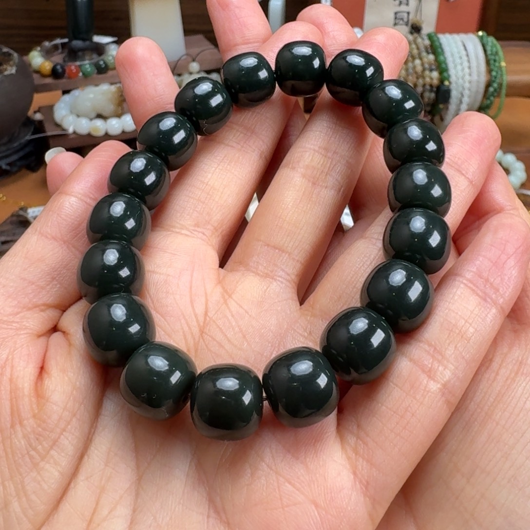 和田玉（糖玉）未镶嵌手链