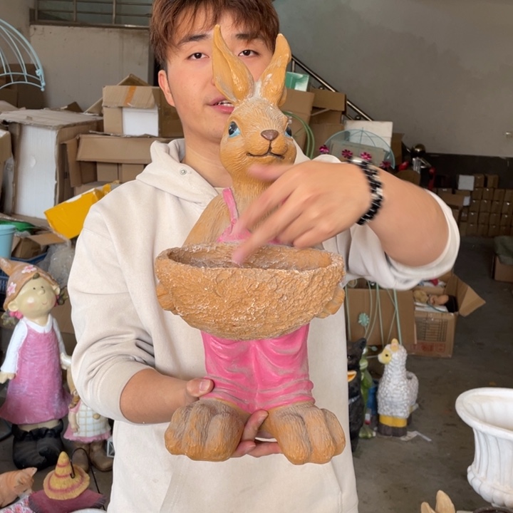 【闪购商品】陶瓷摆件粉色抱盆兔摆件