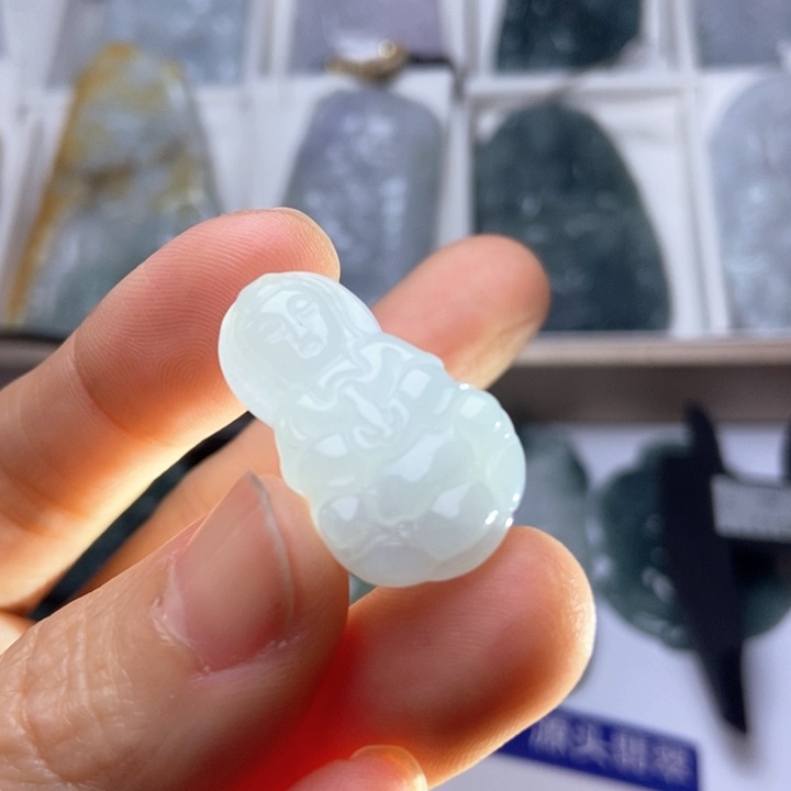 翡翠未镶嵌挂件翡翠