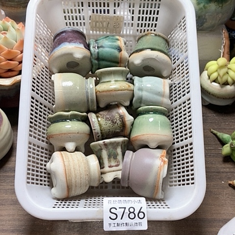 紫砂花盆786微瑕品口径3厘米左右尺寸