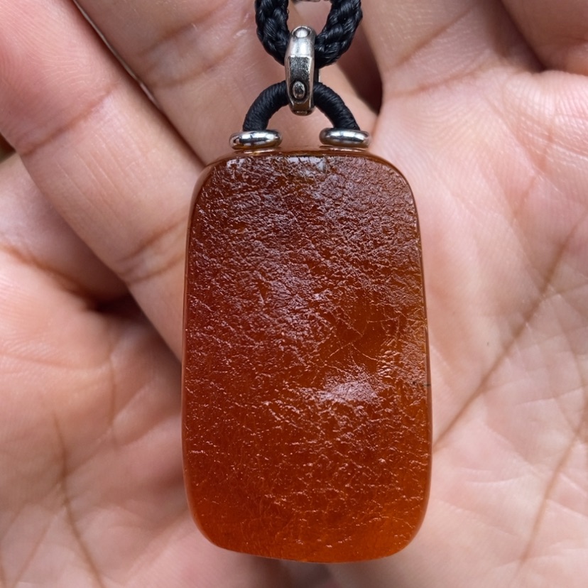 【闪购商品】琥珀颈饰未镶嵌