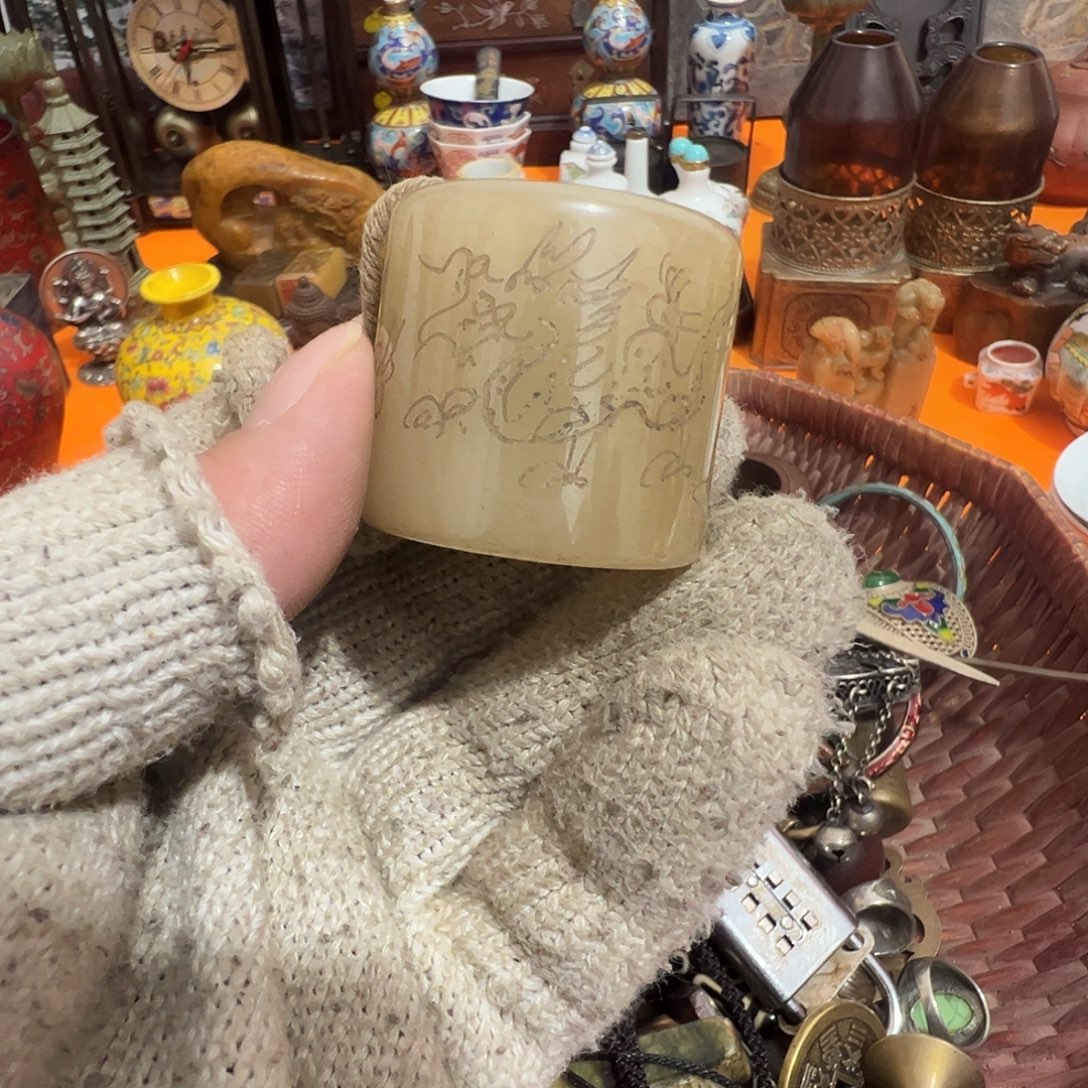 沧***粟石材扳指偏远地区不包邮