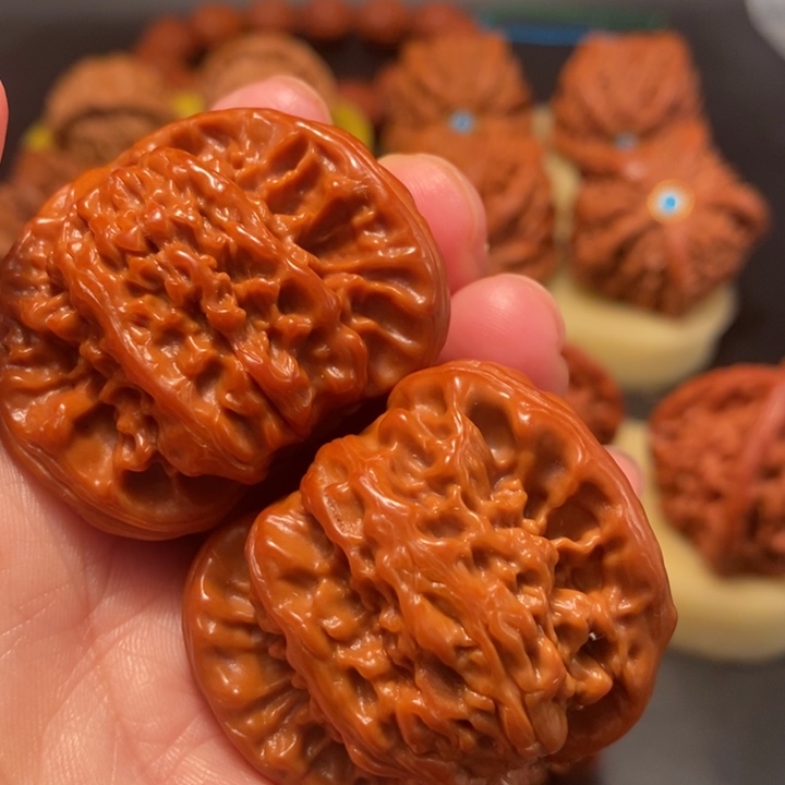 浩****猴头核桃吊坠工艺核桃