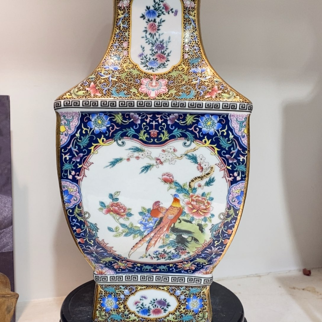 景德镇陶瓷花瓶景德镇陶瓷花瓶