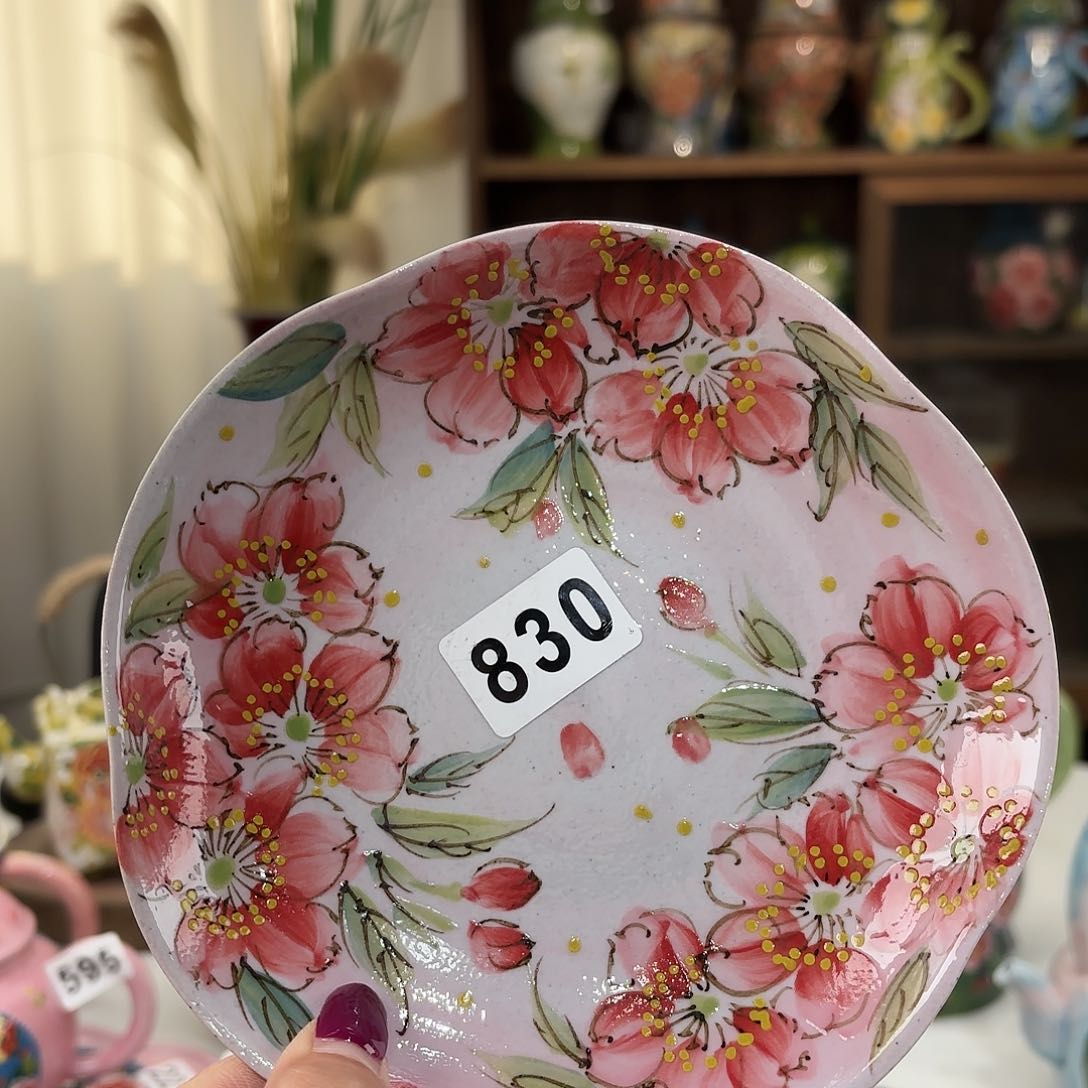 瓷片hhhhhuuhuhhjbhjjjm