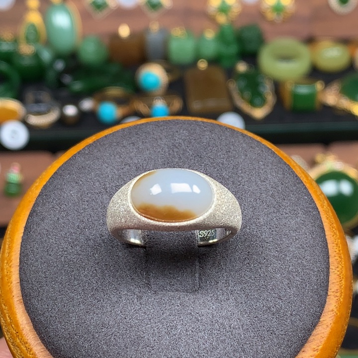 定制和田玉戒指银S925镶嵌