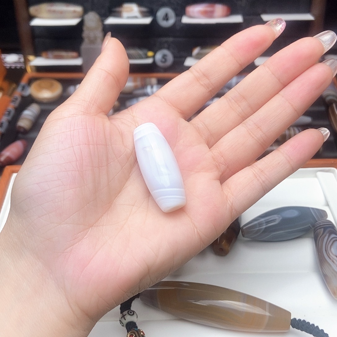 合金颈饰玛瑙/玉髓旅*