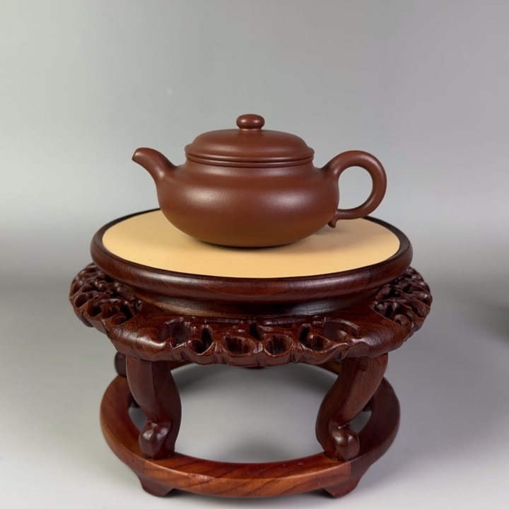 底槽青茶壶p****?仿古壶160 cc左右