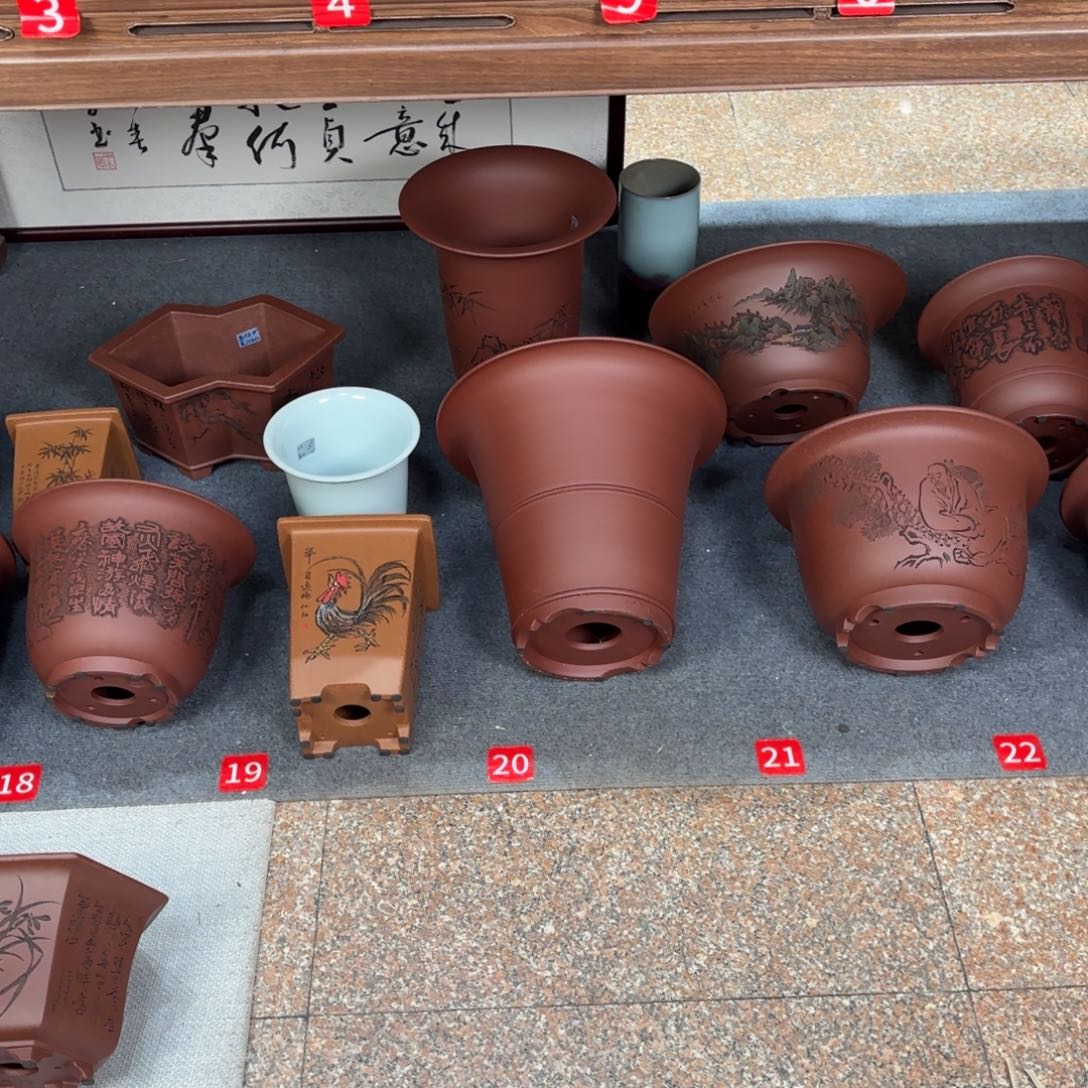 晴****正宗高温手工花盆