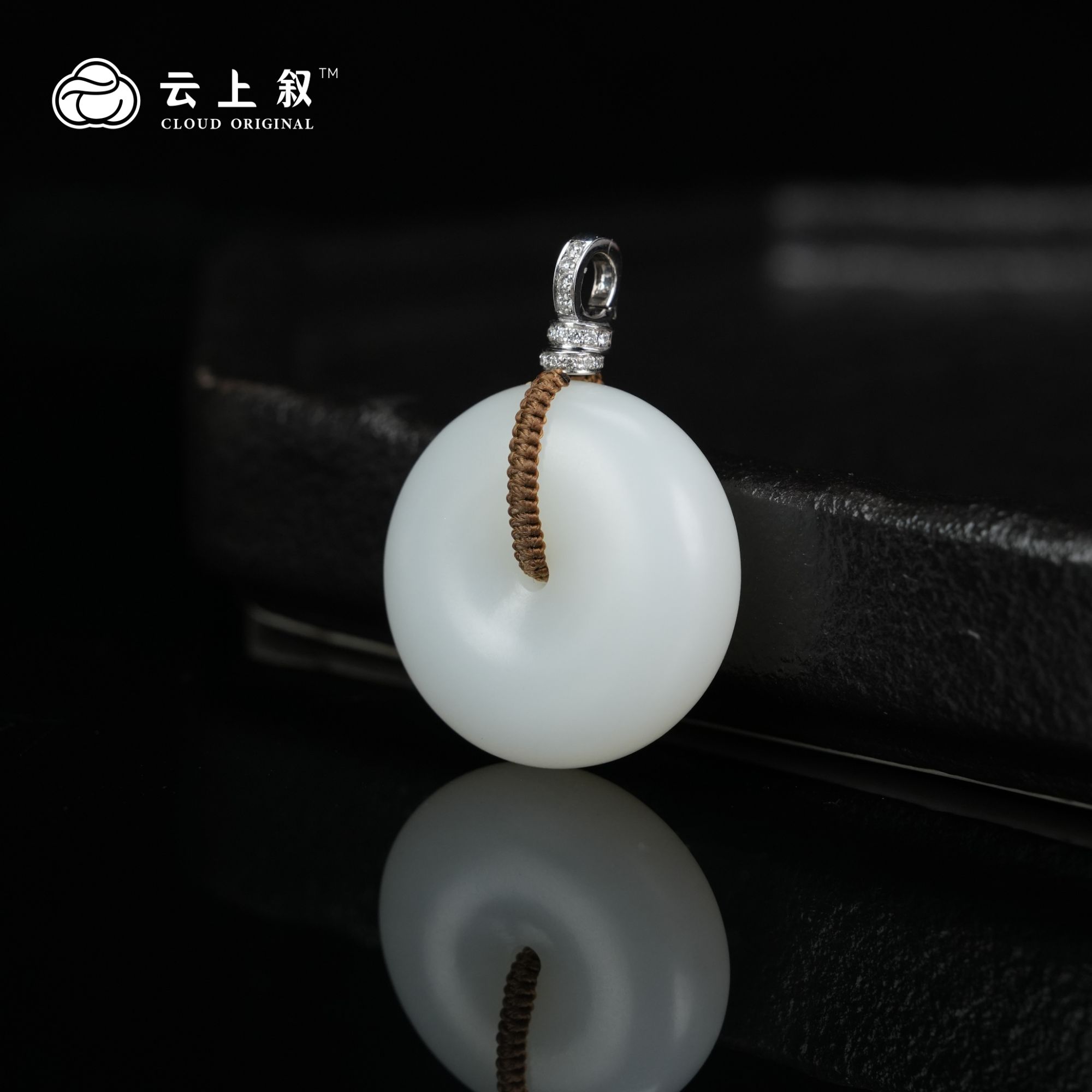 【云上叙】15 QJD01400031 18K金和田玉吊坠-多样性发一件23x9mm