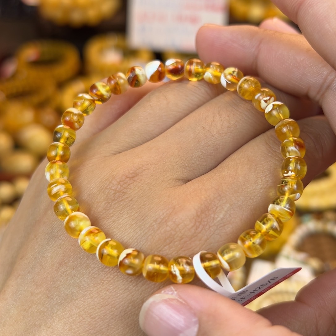 琥珀裸石未镶嵌kjjjjjjjjnnmm