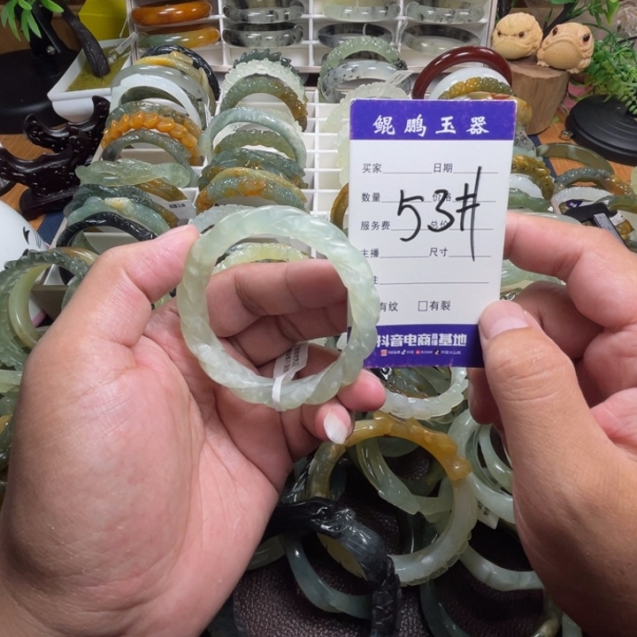 未镶嵌蛇纹石玉手镯