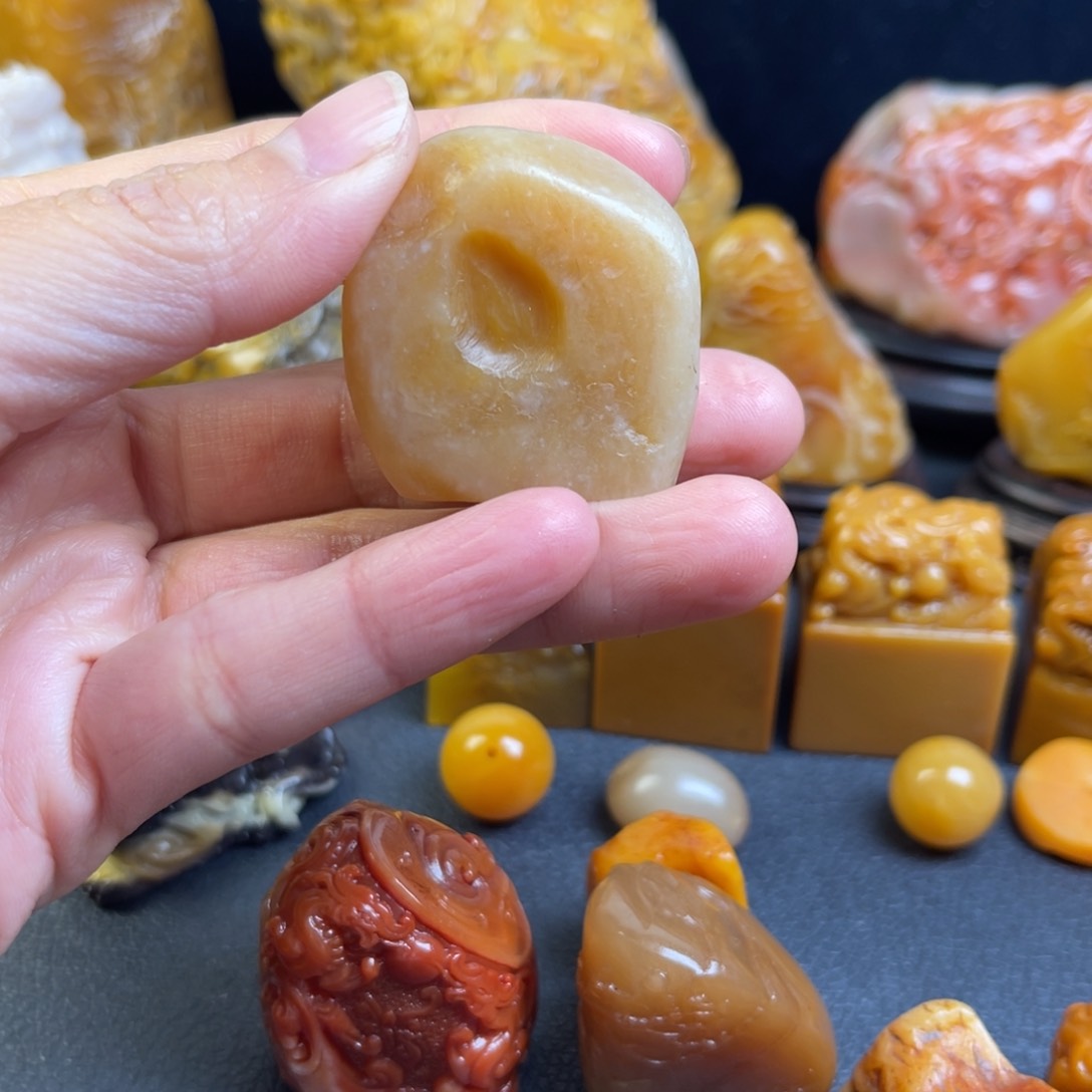 【闪购商品】田黄石沙*行1111111111111