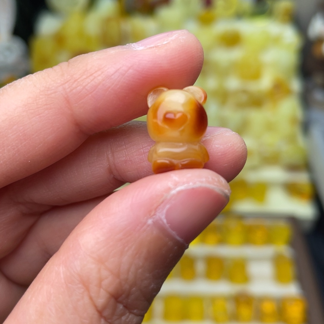 琥珀颈饰未镶嵌蜜蜡小熊