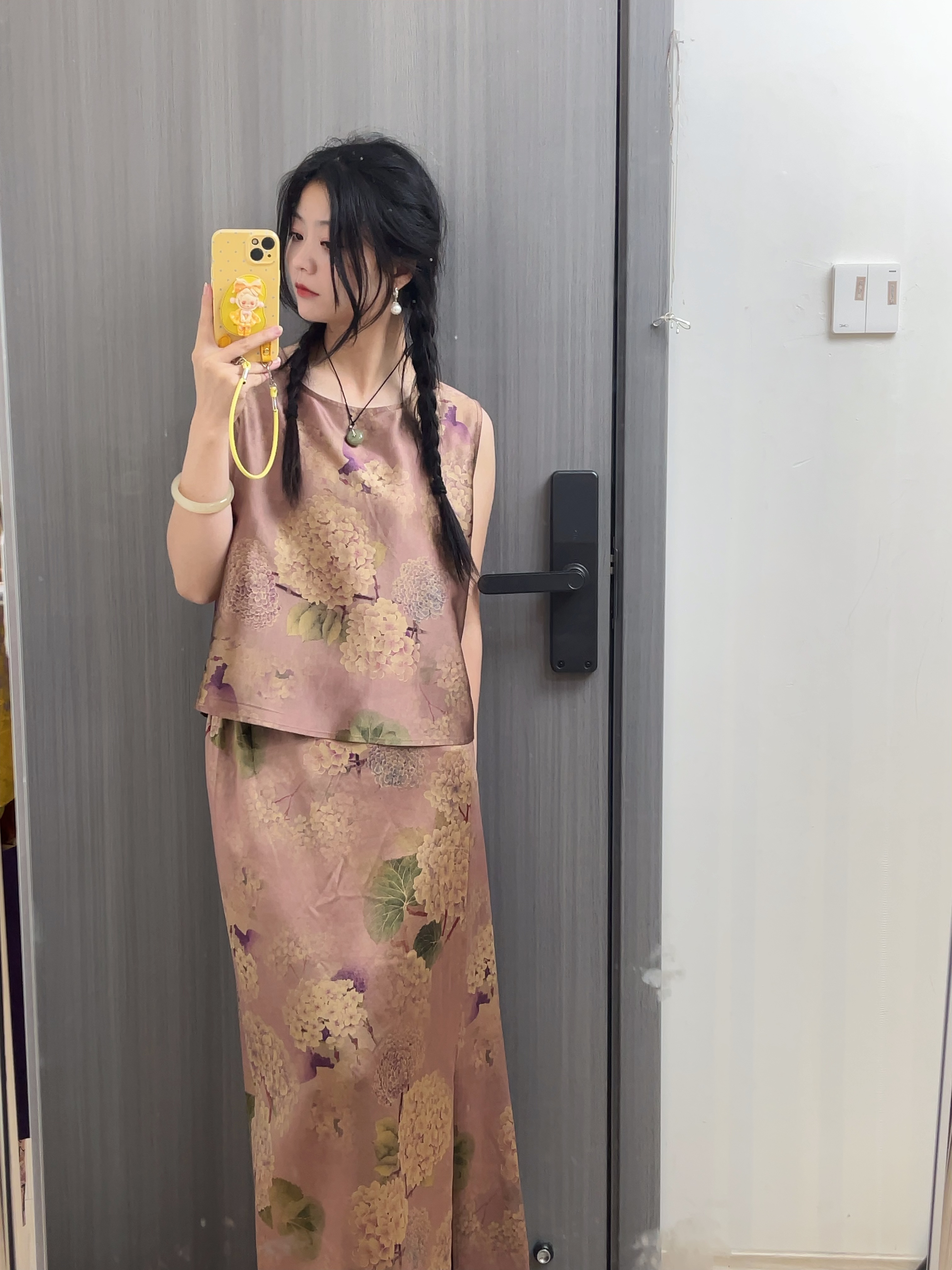 满分桑蚕丝粉色绣球贵妇前喷皮子背心新中式气质包裙