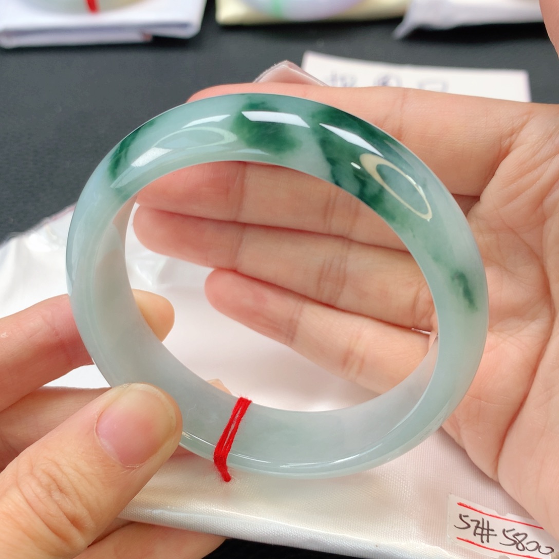 翡翠手镯未镶嵌缅甸57轮胎