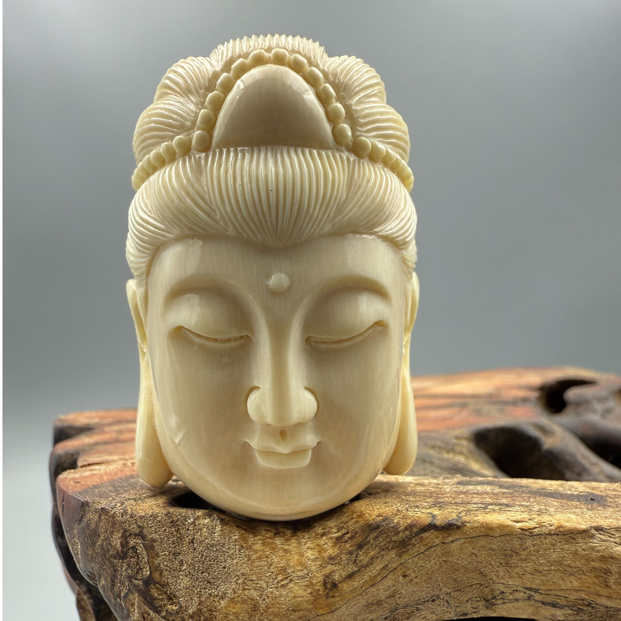 m50793天然猛犸手工立体雕刻观音头佛头克价15