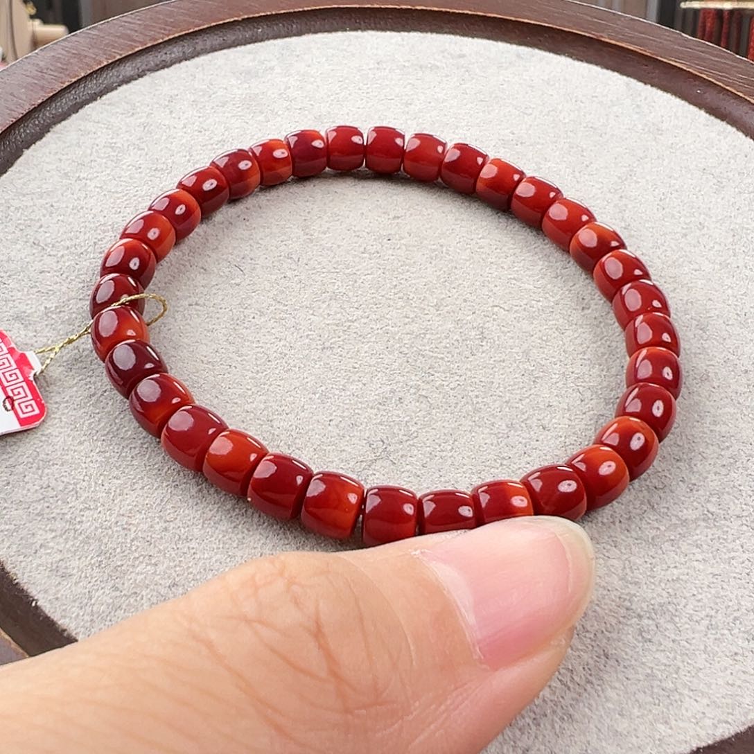 南红玛瑙手串未镶嵌