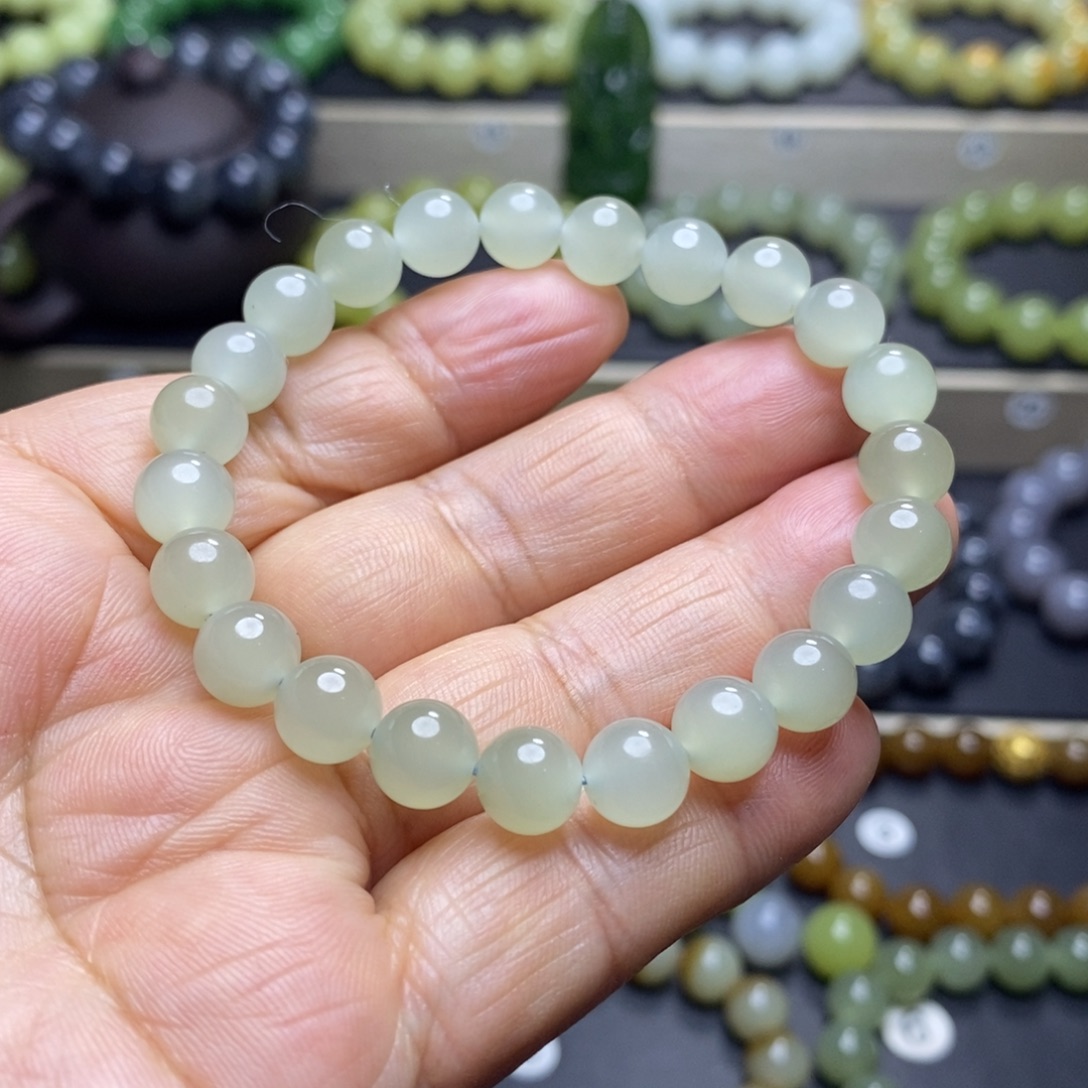 和田玉未镶嵌手串