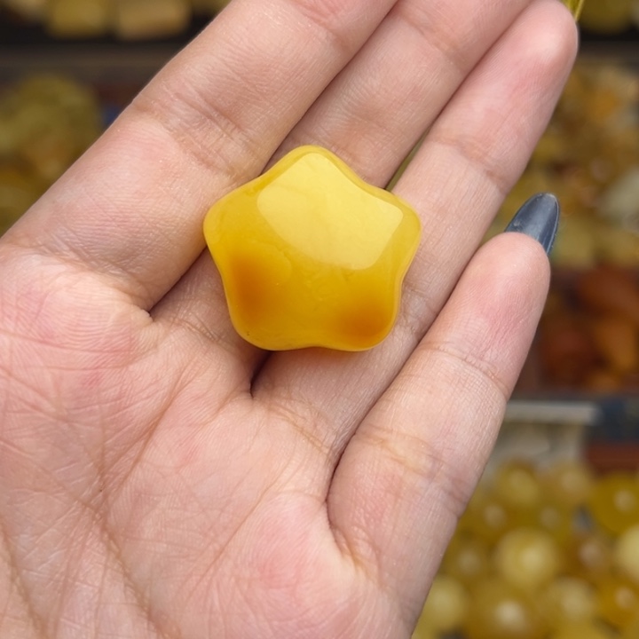 蜜蜡未镶嵌珠宝奇石185-天然蜜蜡原矿满蜡俏色星星吊坠