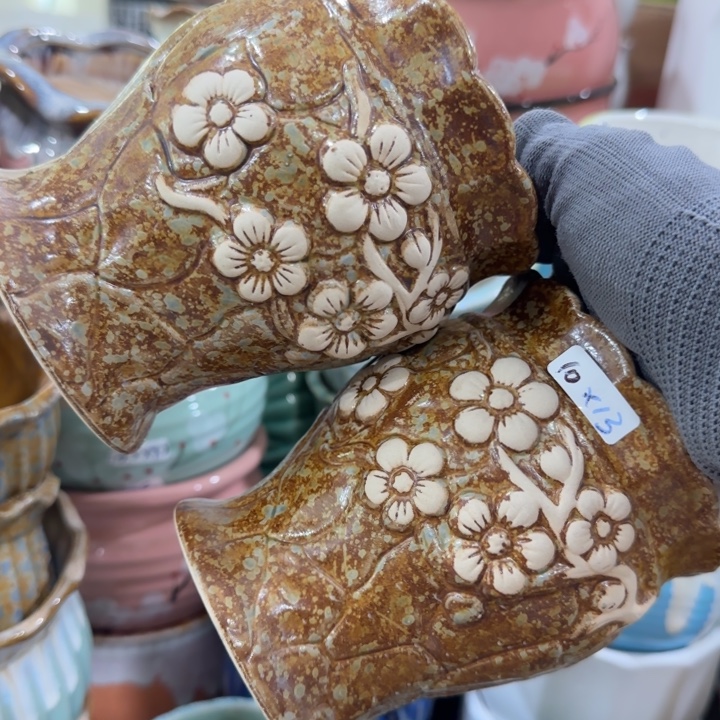 凑9米包邮，有孔，陶瓷花盆