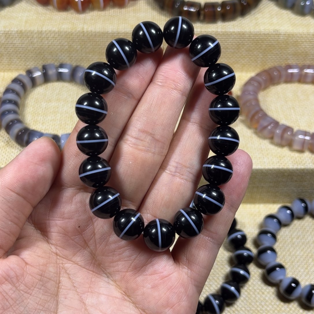 玛瑙/玉髓手串未镶嵌