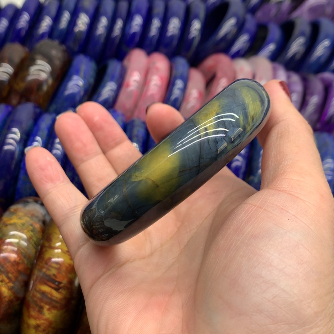 木变石手镯未镶嵌