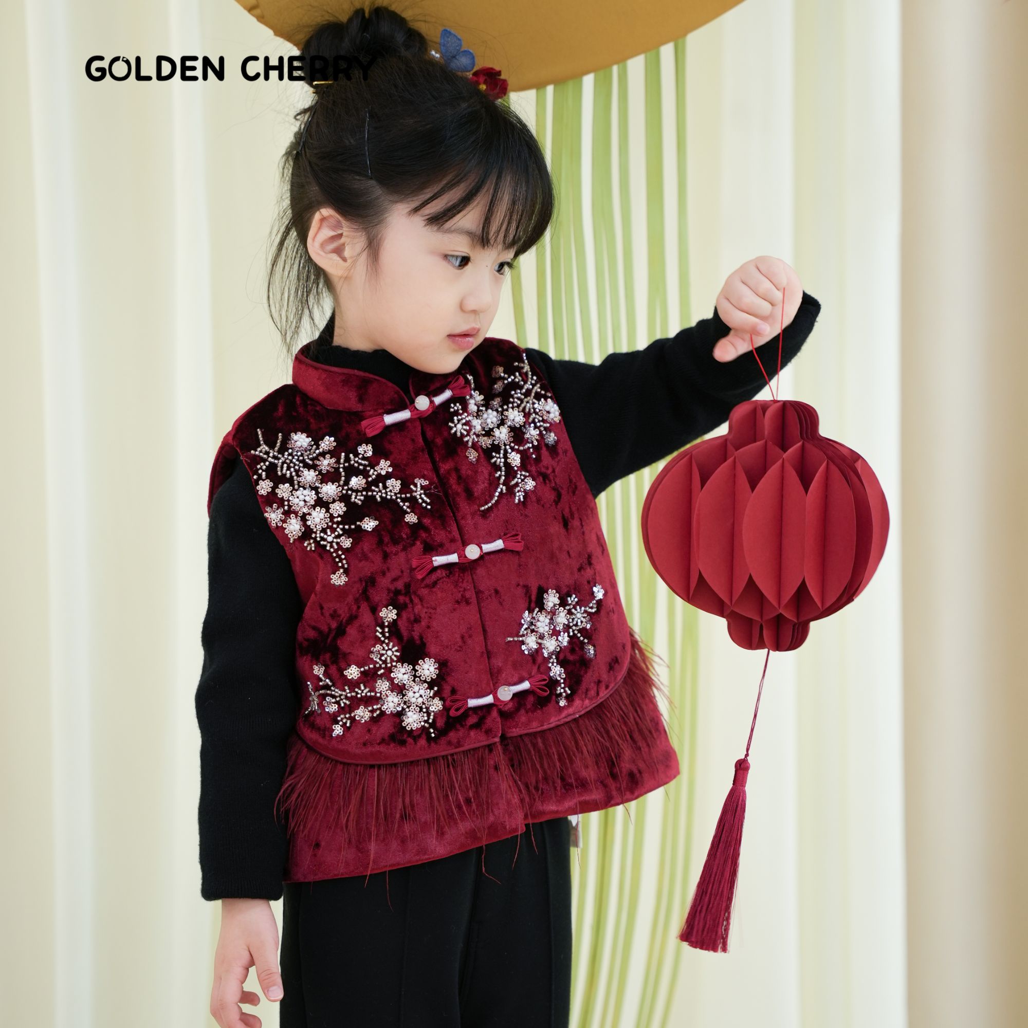 3【金樱桃】小童红色亮片国风三粒扣马甲91287