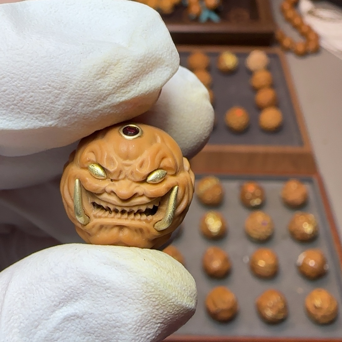 猴头核桃吊坠双大牙福利不退换眼睛漏