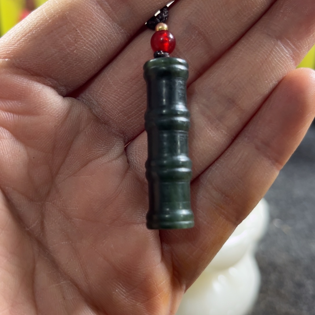 和田玉挂件未镶嵌朱*坤