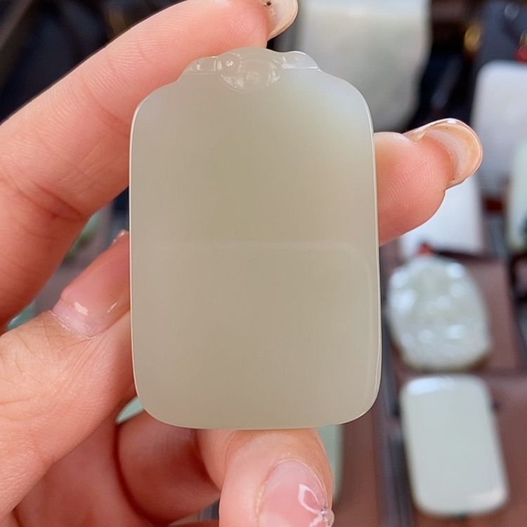 【闪购商品】和田玉颈饰未镶嵌