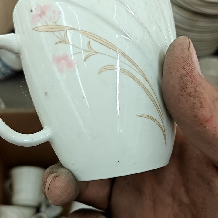 月***香摆件陶瓷盘子碗啥都有