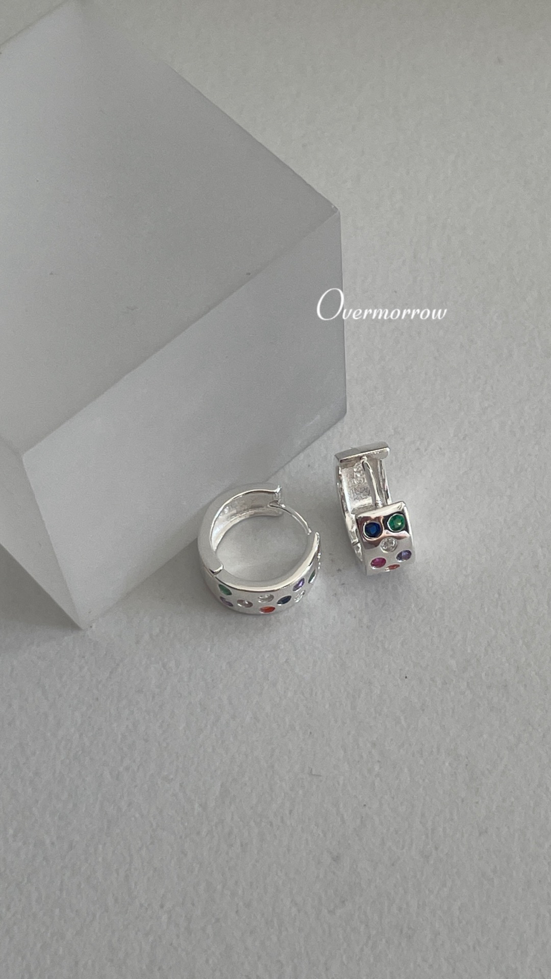 925银合成锆石耳饰 彩色耳扣 通体银11mm 8630