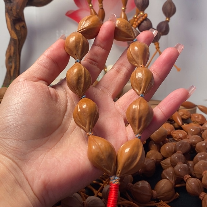 橄榄核手串/手链1.9蒜头铁盒