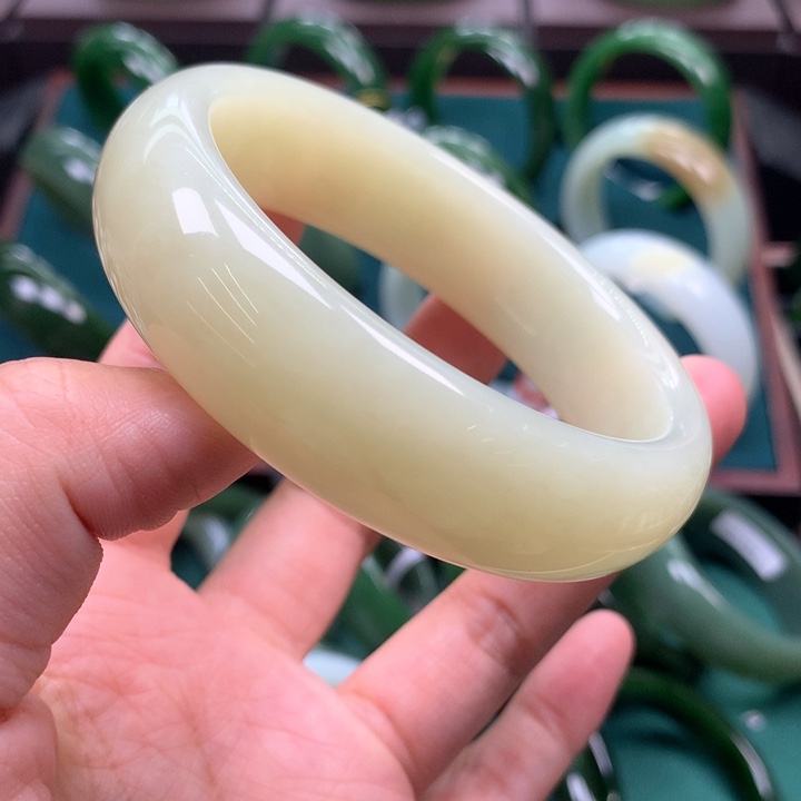 未镶嵌手镯和田玉5960