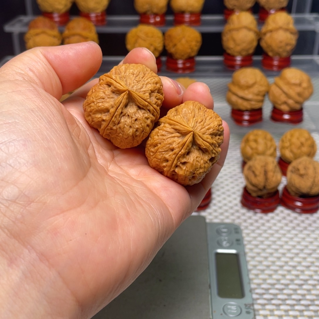 文玩核桃把件12三棱